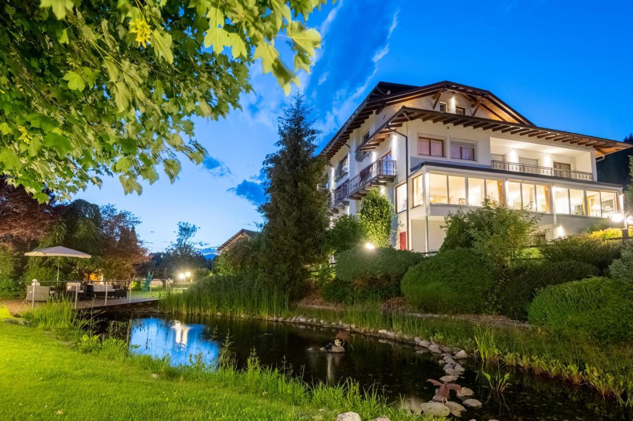 Historic Hotel Alte Goste Valdaora Esterno foto